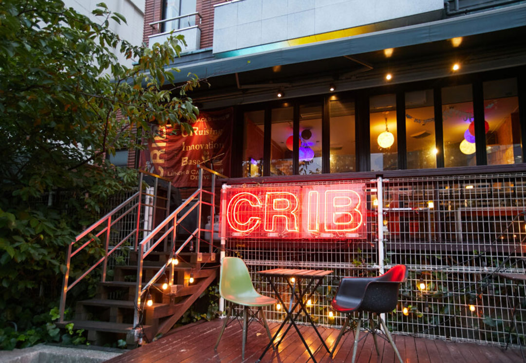 写真：Lounge CRIB